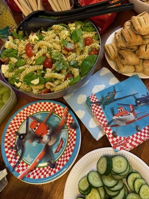 Ruokapöytä